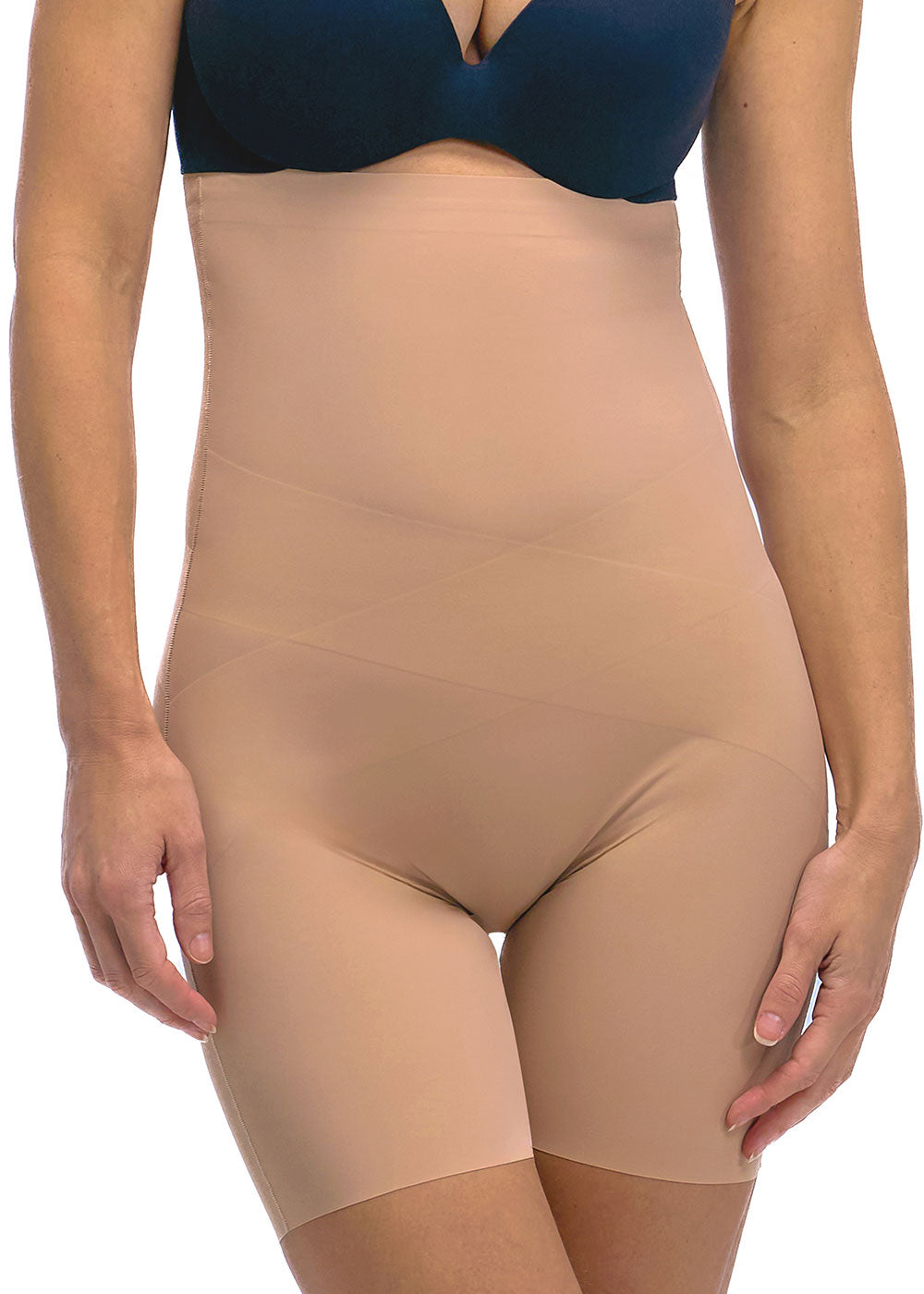 Ultra strong shaping bermuda dark nude detail