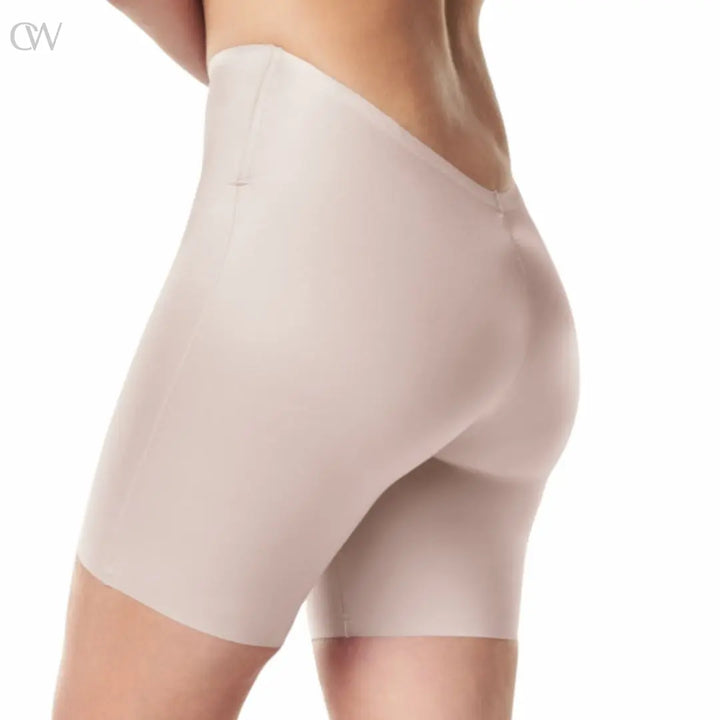 suit your fancy low back short