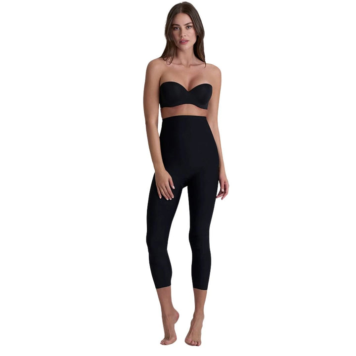 Sculpting High Waist Capri | Black
